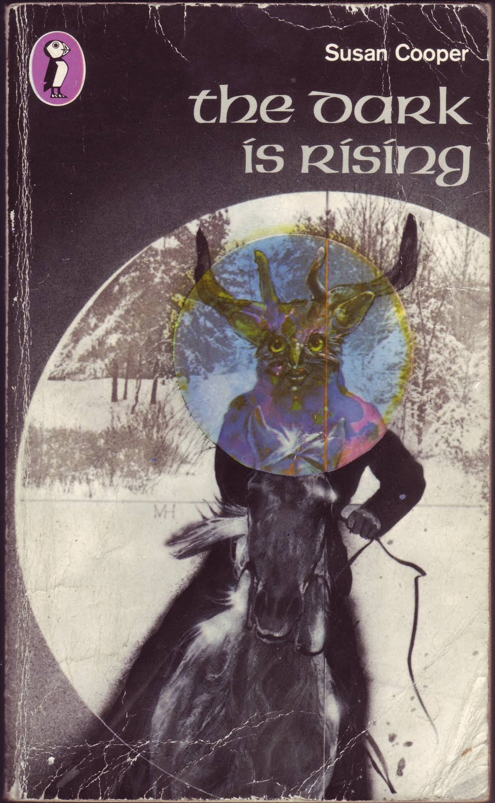 Cover of the book 'The Dark is Rising'